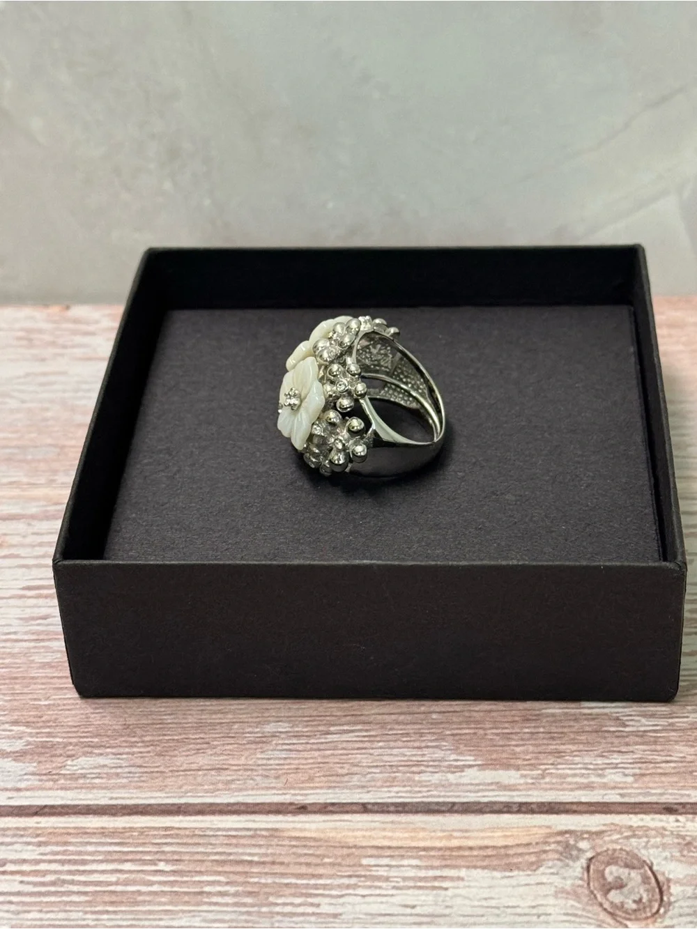 Floral Synthetic Mother-of-Pearl Cluster Ring - Size 8